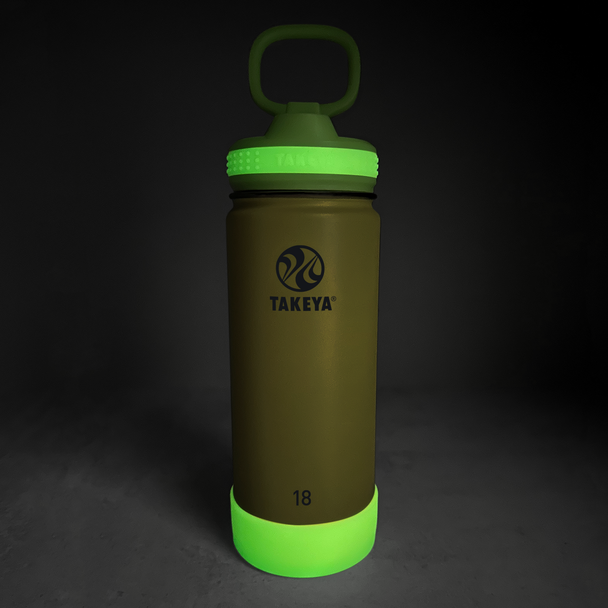 actives-kids-glow-in-the-dark-water-bottle-with-straw-lid-p8 51075-Actives-Kids-Straw-18-GID-LightningGreen-dark-V2.png